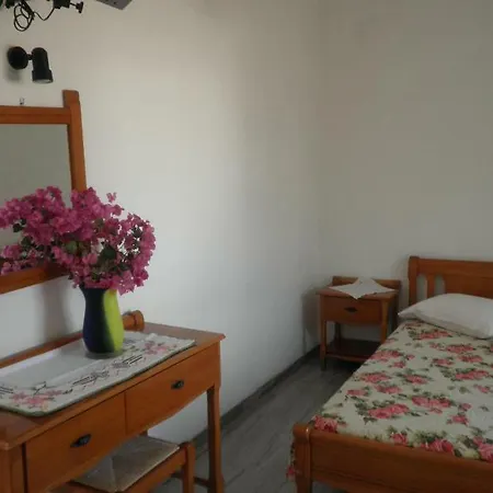 艾斯特里亚公寓酒店